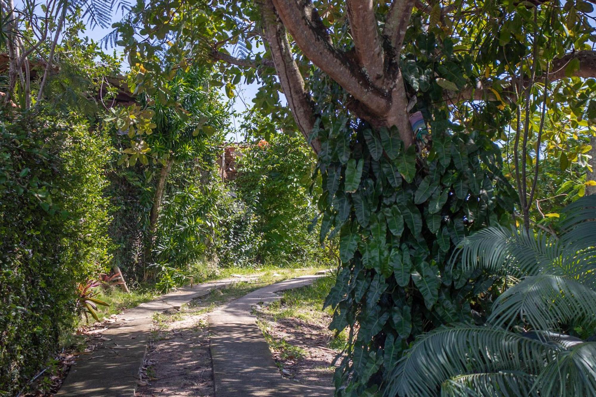 Padang Hostel Praia de Pipa エクステリア 写真